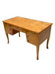 Art Deco Desk in Birdseye Maple, Swedish Design, 1940s, 7 Drawers
